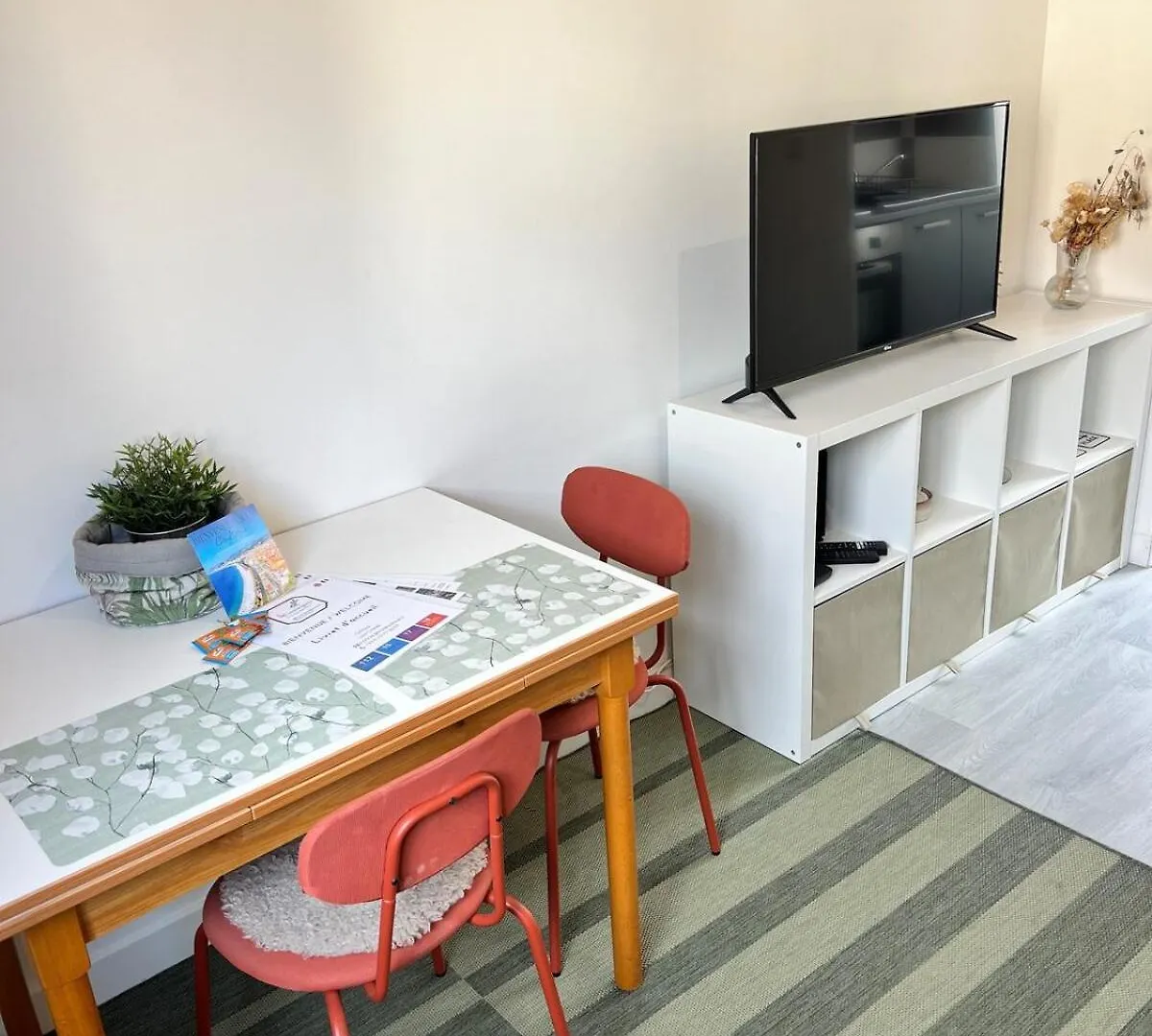 Charmant Studio Moderne Equipe A Nice Apartment